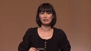 DVD「鳥居みゆき単独ライブ 狂宴封鎖的世界『方舟』」の一場面。