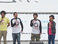 左から、スリムクラブ、パンクブーブー。