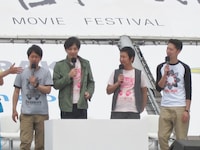 左から、ライセンス、はんにゃ。