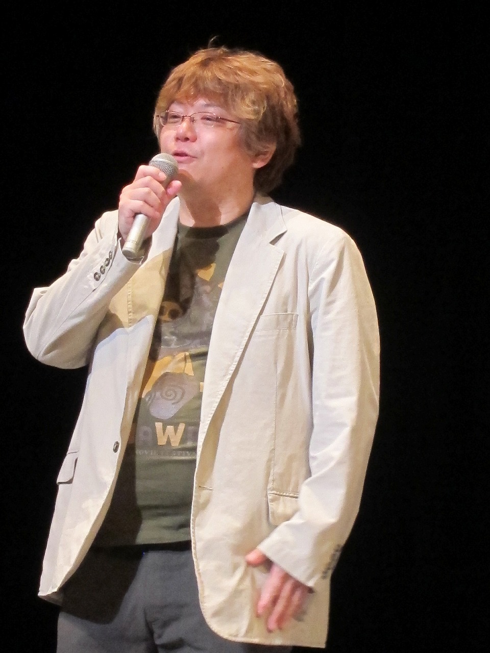 角田陽一郎監督