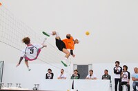 「ビーチステージスペシャル セパタクロー国際エキシビジョンマッチ feat.チンロン」の模様。