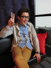 「ロンブー＆チュートの芸能人ヒットソングで爆笑ショーバトル！SP」で郷ひろみとコラボするオリエンタルラジオ藤森。