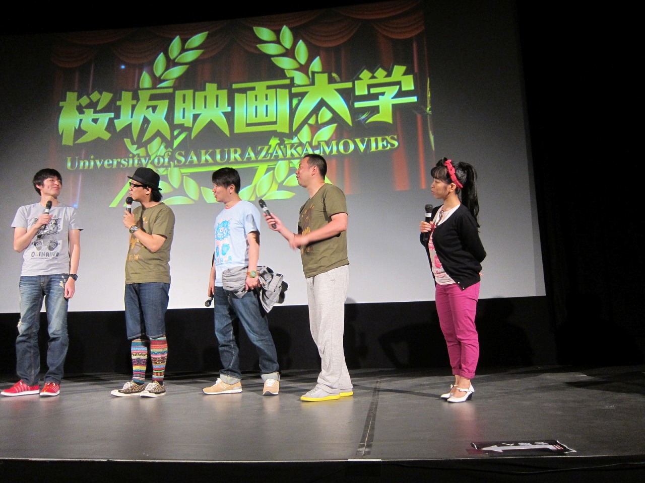 オープニングでは、どのような映画かまったく想像がつかない芸人たち。