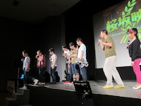 藤井が「映画には怖い場面も」と言ったことから、芸人たちが「階段怖い！」とボケ始める場面も。