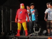 ハリウッドから現れたアイアンマン。中身は萩原流行。