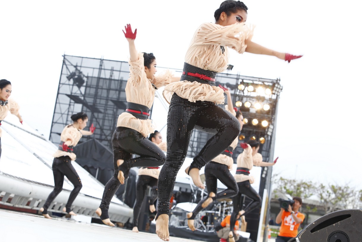 ダンスパフォーマンスの様子