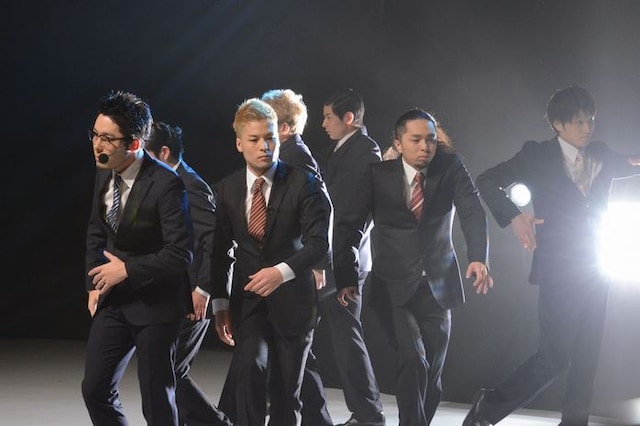 「ロンブー＆チュートの芸能人ヒットソングで爆笑ショーバトル！SP」(c)NTV