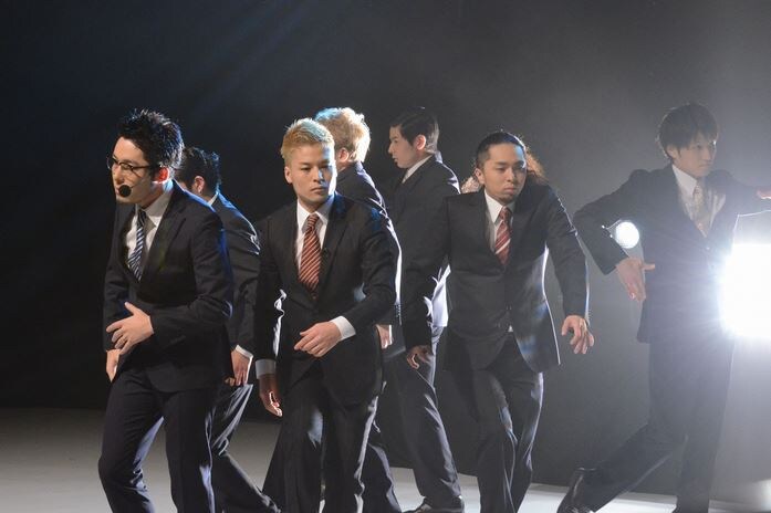 「ロンブー＆チュートの芸能人ヒットソングで爆笑ショーバトル！SP」(c)NTV