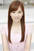 「双方向クイズ　天下統一」（NHK総合）MCの皆藤愛子。