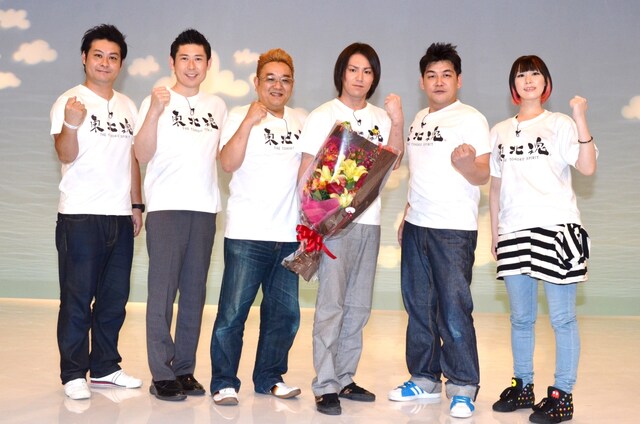 「東北魂TV」に出演する（左から）トミドコロ、マギー審司、サンドウィッチマン伊達、狩野英孝、サンドウィッチマン富澤、鳥居みゆき。狩野は急性虫垂炎から復帰後、初の収録に参加した。