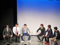 ヒカリゴケ片山最強の武器サングラス姿。