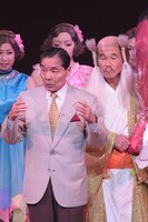 吉本百年物語3月公演「百年感謝 これからもよろしく」千秋楽。(c)吉本興業