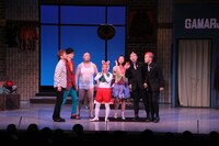 初日公演の模様。