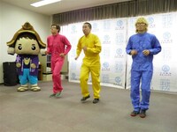 「あなたの街に“住みます”プロジェクト」の愛知県2代目住みます芸人シンポジウムお披露目会見。(c)吉本興業