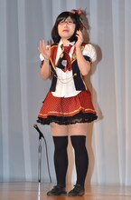 オアシズ光浦のモノマネをするキンタロー。。