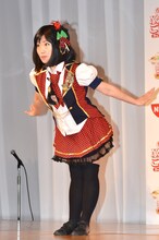 武井咲のモノマネをするキンタロー。。