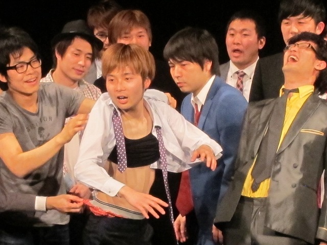 松竹次世代芸人ピラミッド式ライブ「関東ゲラゲラGOLD」4月優勝のラバボーズ。