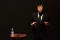 ライブ「山里亮太生誕祭SP　『山里亮太の140』～生きてて良かった～」に出演した南海キャンディーズ山里。