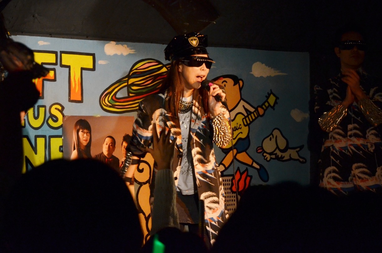 椿鬼奴