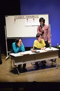 「一人暮らし」をテーマに行われた第3局。(左から)アンガールズ田中、能町みね子、解説の東京03豊本。