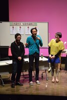 「自分よりハゲがいるとたまんない」（角田）、「早く終るのは後ろがハゲてるあなたですよ」（田中）と言い合う2人とそれを見つめる能町みね子（右）。