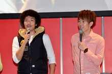 Yahoo！JAPANブースの「プロ野球MAX2013」のステージイベントに登場したトータルテンボス。