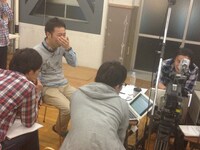 「よしログ」の模様。(c)吉本興業