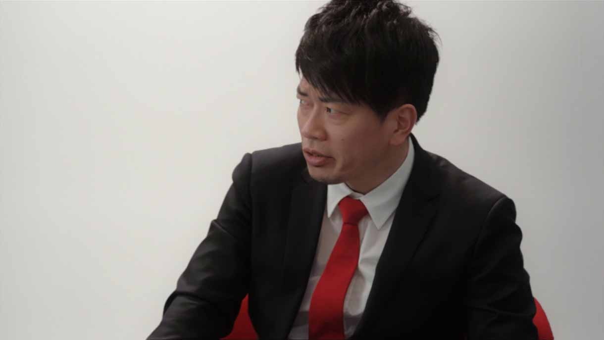 5月4日より全国オンエアされる「スカルプD」新CMのワンシーン。