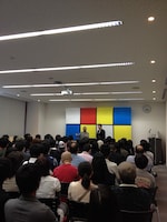 スタッフ募集で集まった人たちとのトーク。