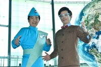 大のサンダーバードファン・笠井信輔フジテレビアナウンサー（左）と、オリエンタルラジオ藤森（右）。