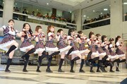 最初にイベントに登場したバクステ外神田一丁目の「選抜メインメンバー」12名。