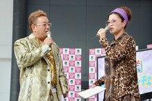 「女子アナの罰」MCのサンドウィッチマン伊達（左）と、オアシズ大久保（右）。