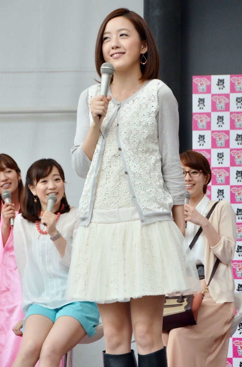 「私服ファッションショー」に登場する古谷有美アナ。