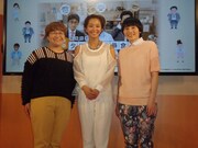 ハリセンボンと、優香（中央）。