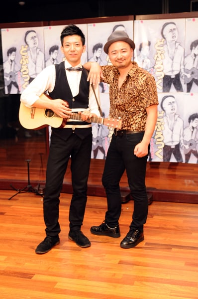 5月22日にCD「もしかしてだけど」を発売するどぶろっく。