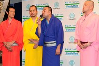 おむすびあるあるを披露するレイザーラモンRG。