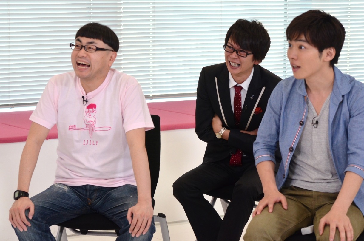 （左から）イジリー岡田、磁石・永沢、一徹。