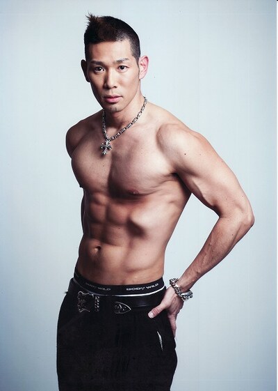 モデル業宣言をしたレイザーラモンHG。モデル用宣材写真。