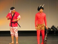 8月14日発売DVD「ハマカーンネタベストDVD2013『KIWAMI』」収録ライブ。