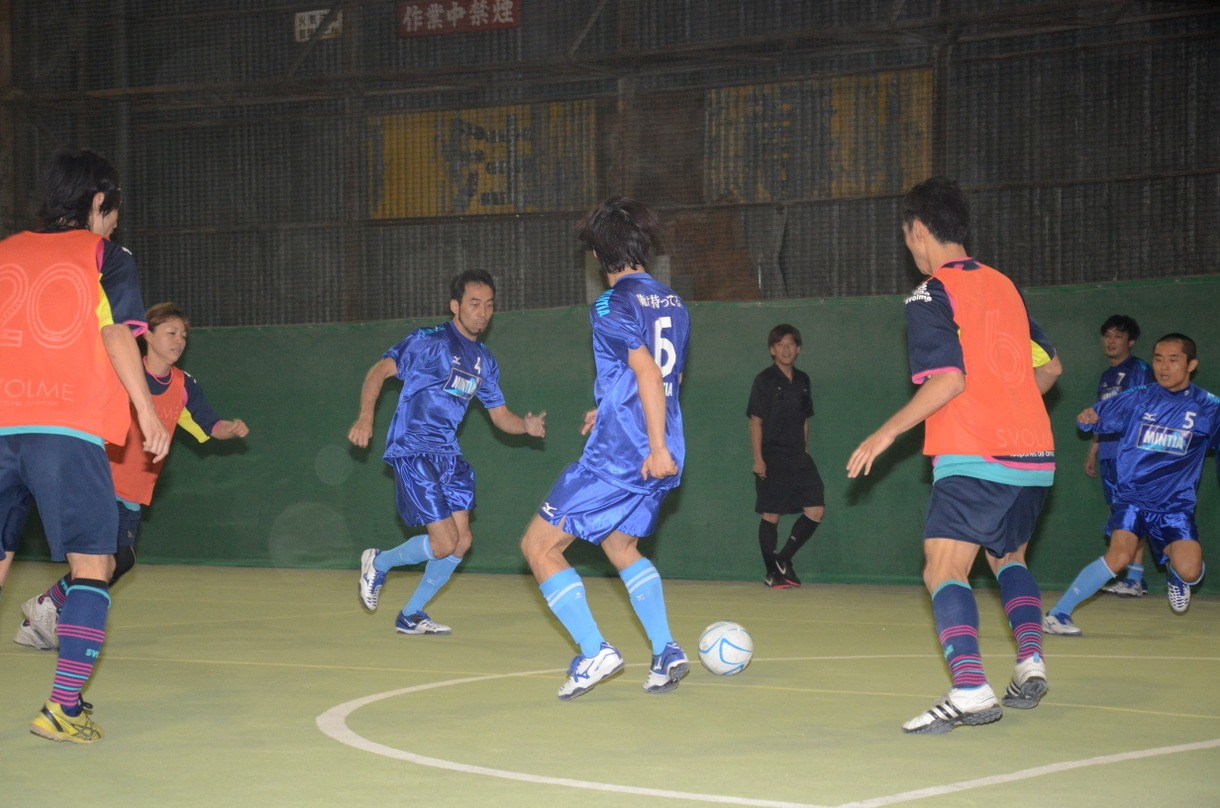 「MINTIA CUP」エキシビジョンマッチの一場面。