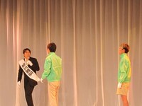 柳川氏に去られるジャルジャル。