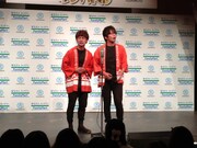 ネタを披露するサムタイムズ。