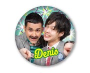 「彩メンバーガチャガチャ缶バッジ」デニス