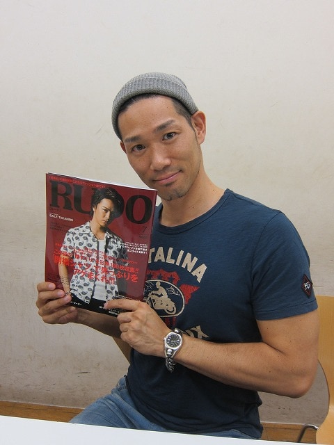 「RUDO」（マガジン・マガジン）にモデルとして出演依頼を受けたレイザーラモンHG。