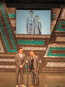 6月7日、東京・ヨシモト∞ホールにて行われたレイザーラモン出演ライブ「HG、RGはいらない。住谷、出渕で漫才したいんや!!」の漫才の様子。