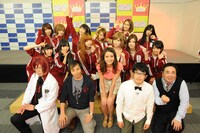 「コス-1ぐらんぷり」の出演者達。(c)ひかりTV