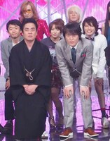 収録終了後の記念撮影の様子。