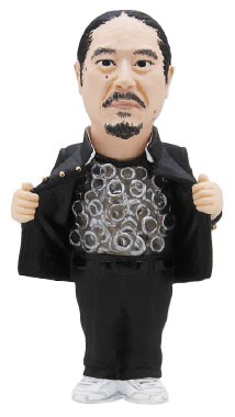 「中学の時イケてないグループに属していた芸人」笑い飯・西田のフィギュアストラップ