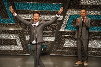 厳かに繰り出される「フォー!!」。(c)フォトプロ