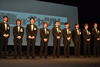 「ギャツメン」決勝大会に登場した、全国の劇場で働く9名の男性。
